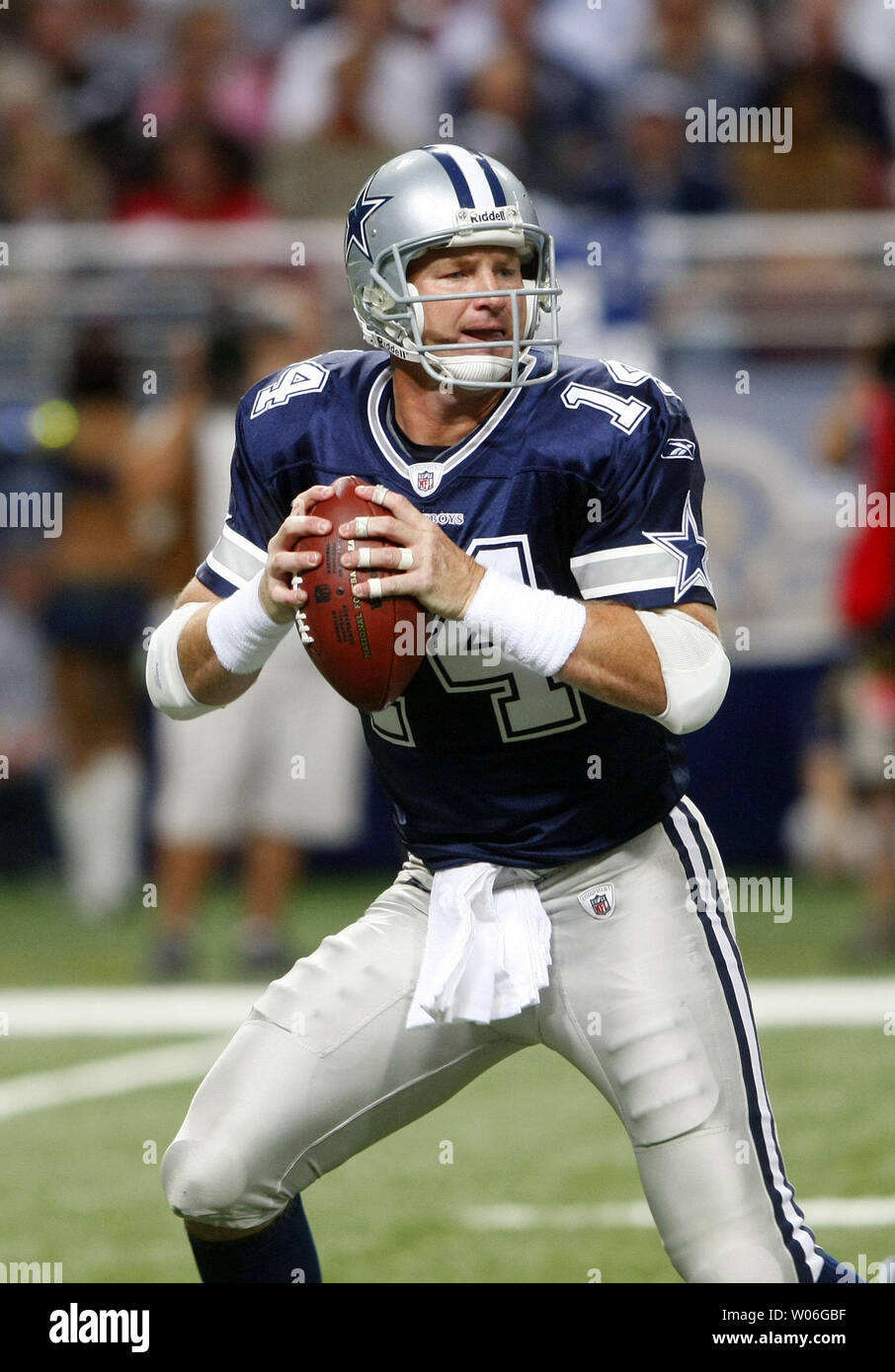 Quarterback brad johnson hires stock photography and images Alamy
