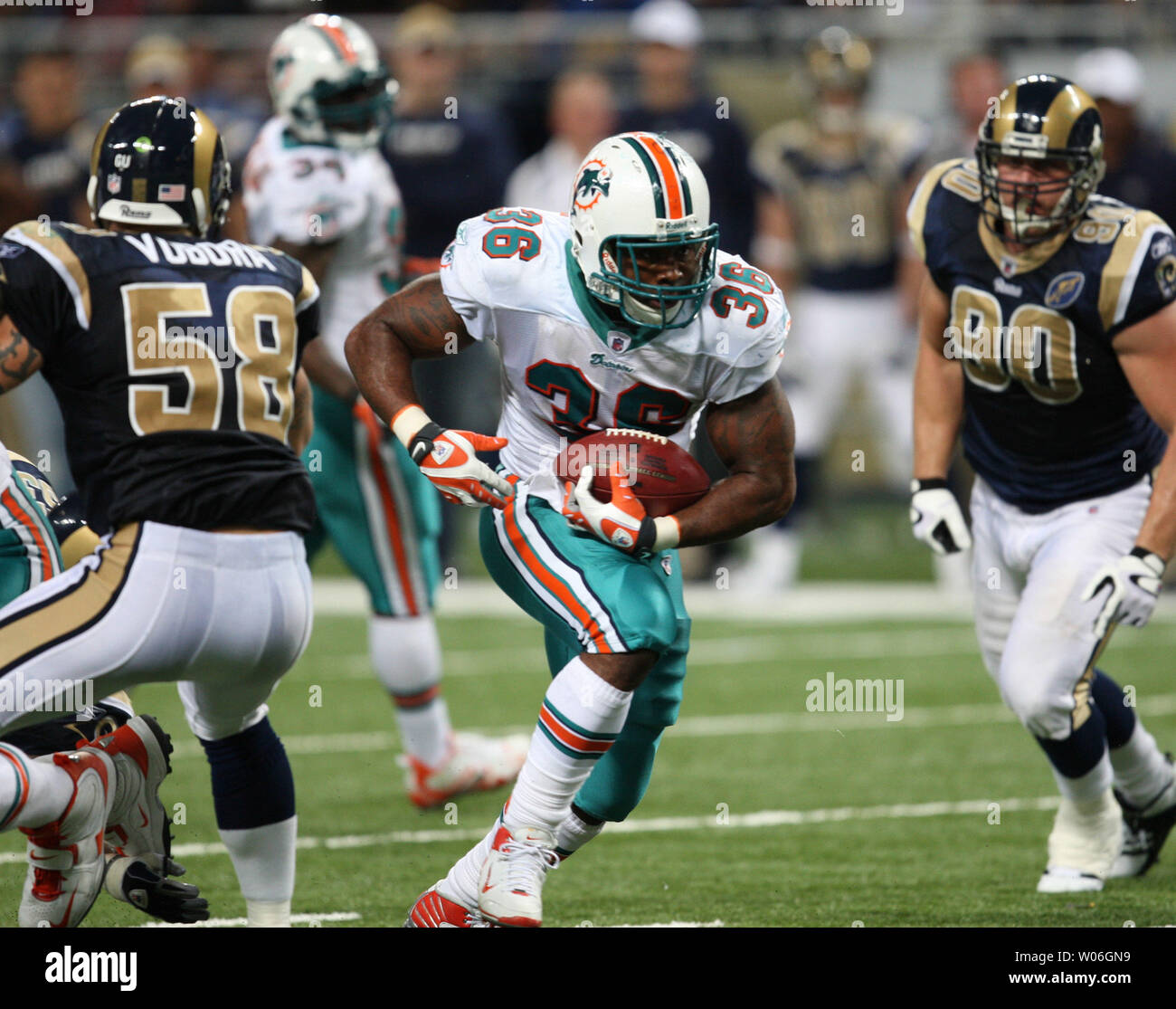 Lousaka polite miami dolphins football hi-res stock photography and images  - Alamy