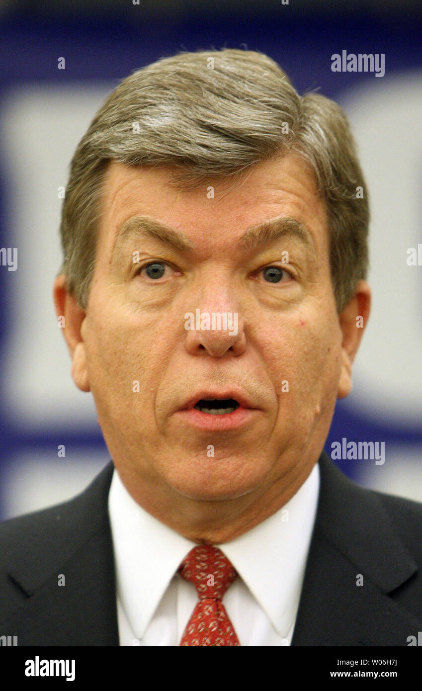 Rep. Roy Blunt (R-MO) announce that he is planing to run for the Missouri U.S. Senate seat in 2010, in St. Louis on February 19, 2009. Blunt, from Southwest Missouri, was the House Republican whip for the 110th United States Congress. (UPI Photo/Bill Greenblatt) Stock Photo
