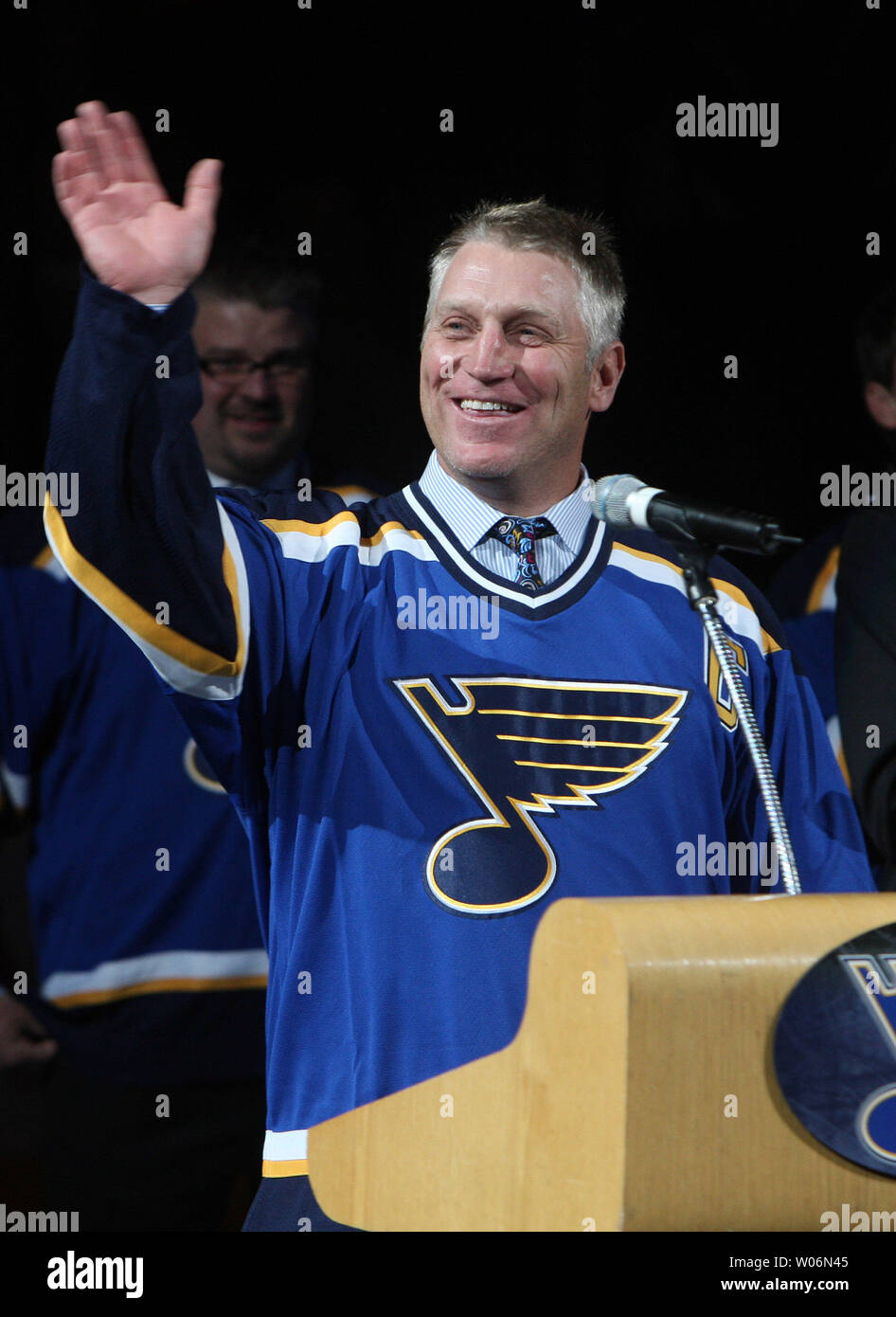 Former St. Louis Blues player and Hockey Hall of Fame member
