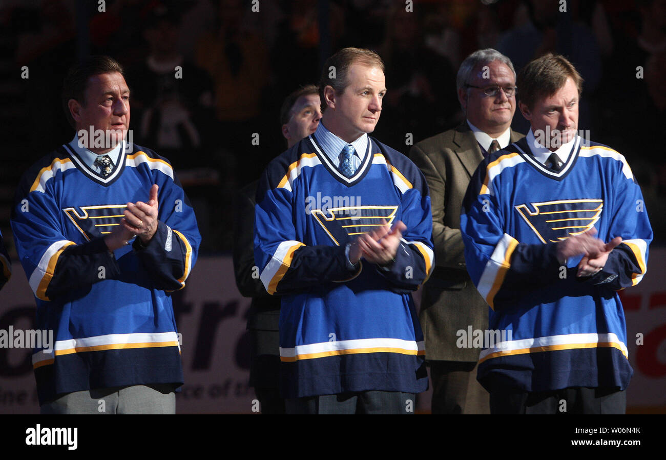 St. Louis Blues Kevin Shattenkirk helps Hockey Hall of Fame member Brett  Hull with his sweater before a skate at Busch Stadium in St. Louis on  January 8, 2017. The St. Louis