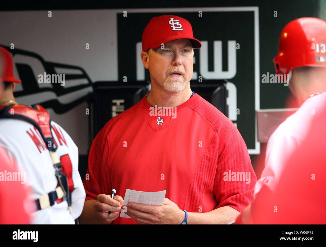 Hitting the mark hires stock photography and images Alamy