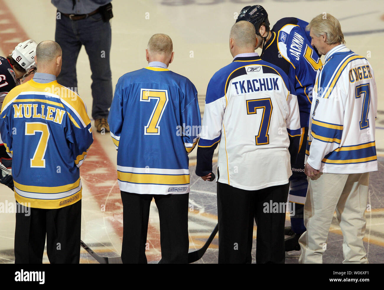 Photos: Former Blues and other players in the Blues/NHL Alumni Game