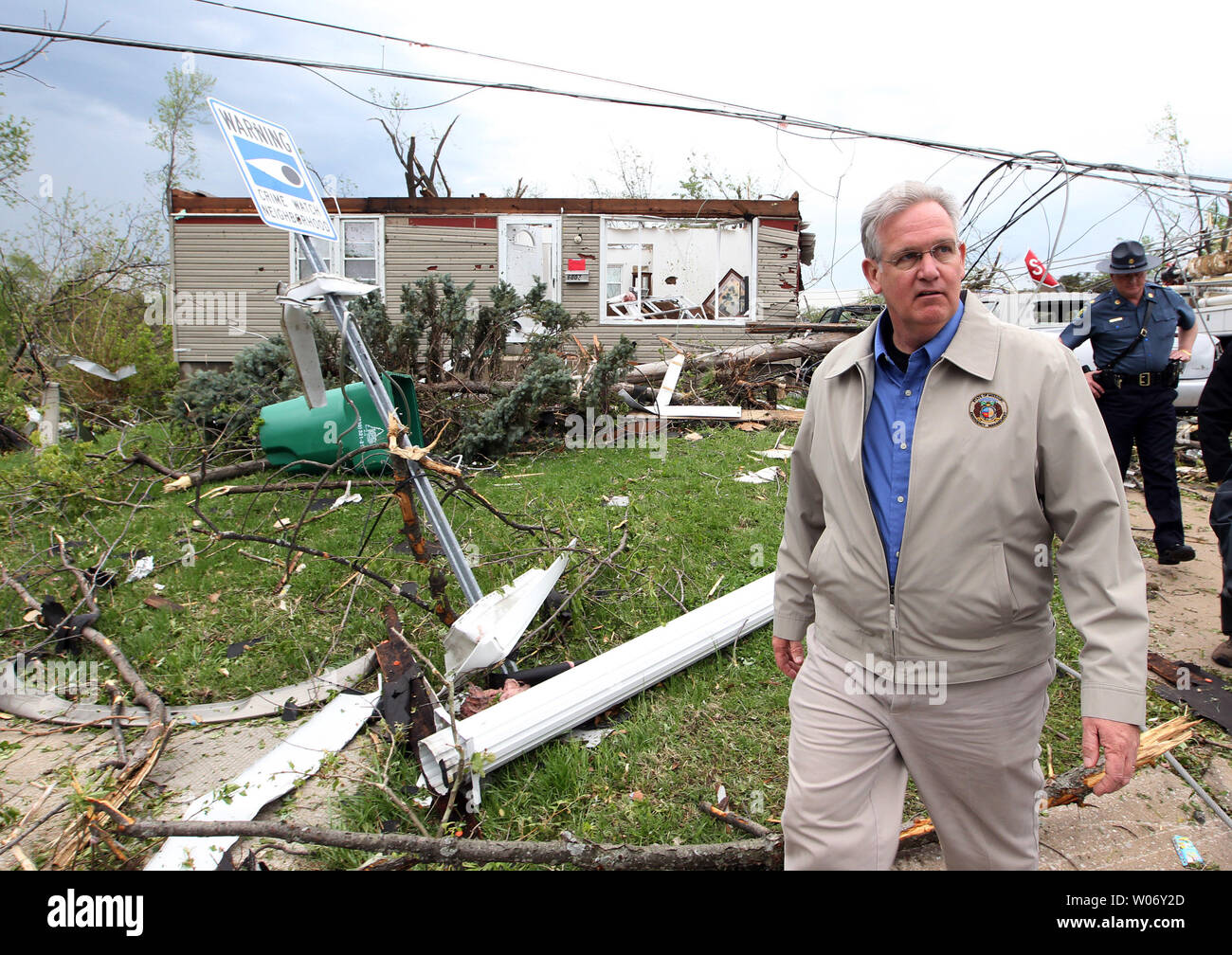 St louis tornado 2011 hi-res stock photography and images - Alamy