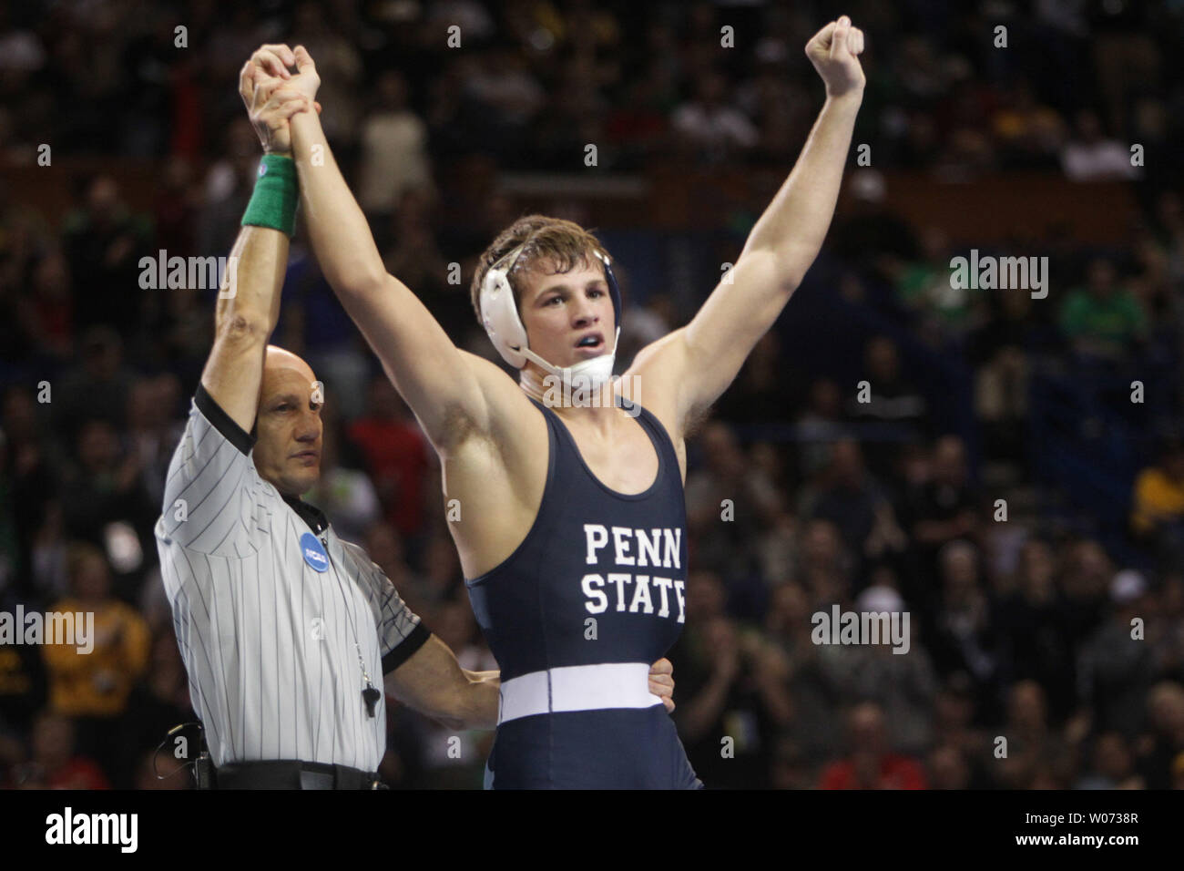 Lehigh university wrestling hires stock photography and images Alamy