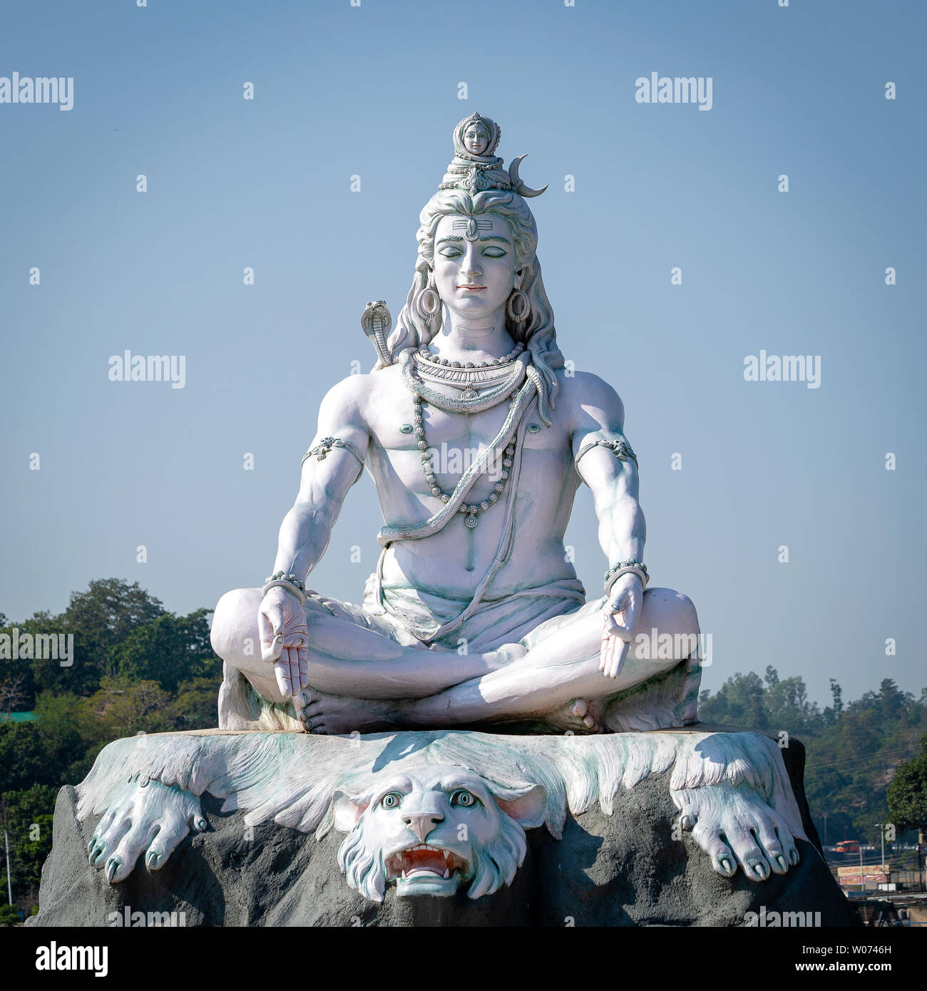 Statue of Shiva, Hindu idol on the Ganges River, Rishikesh, India ...