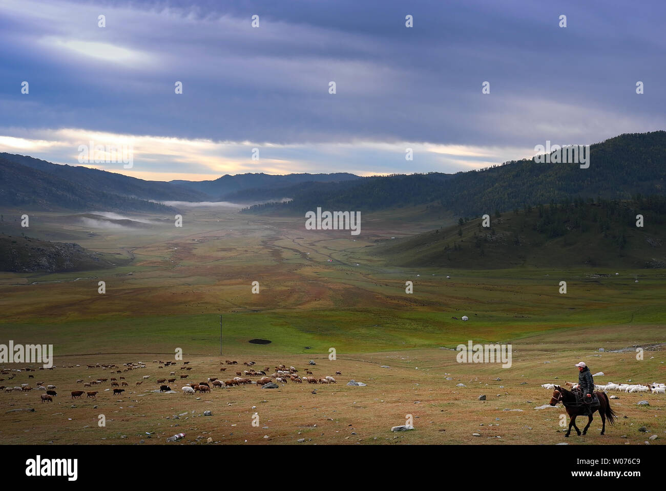 Kanas tourism hi-res stock photography and images - Alamy