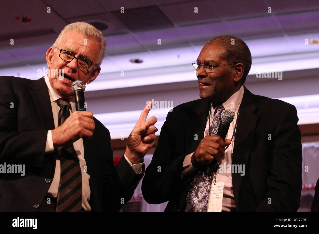 Portrait of Bob Gibson kissing fellow Cardinal Tim McCarver.