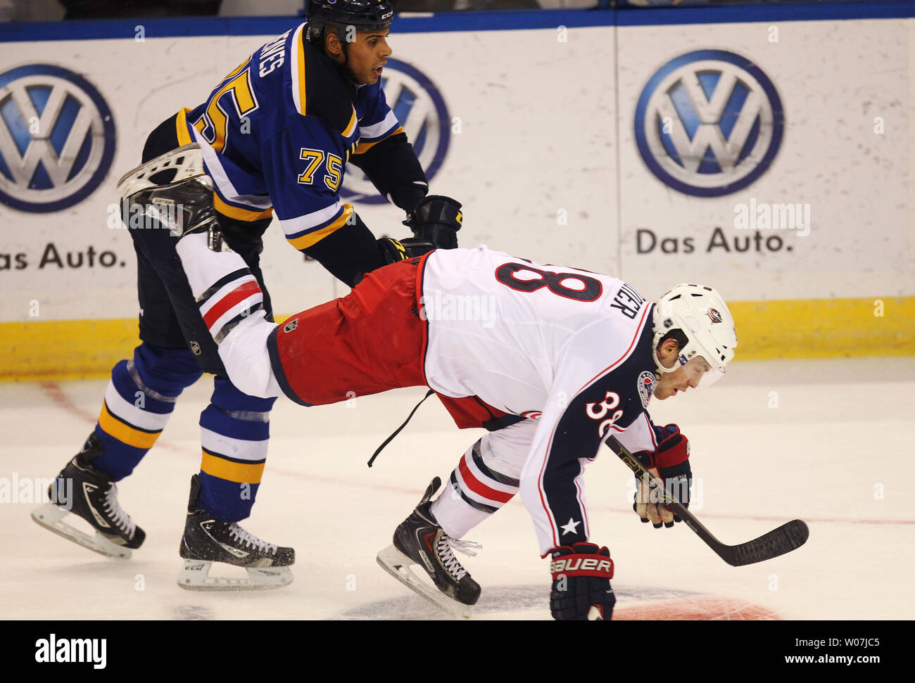 St. Louis Blues Ryan Reaves pushes Columbus Blue Jackets Boone Jenner ...
