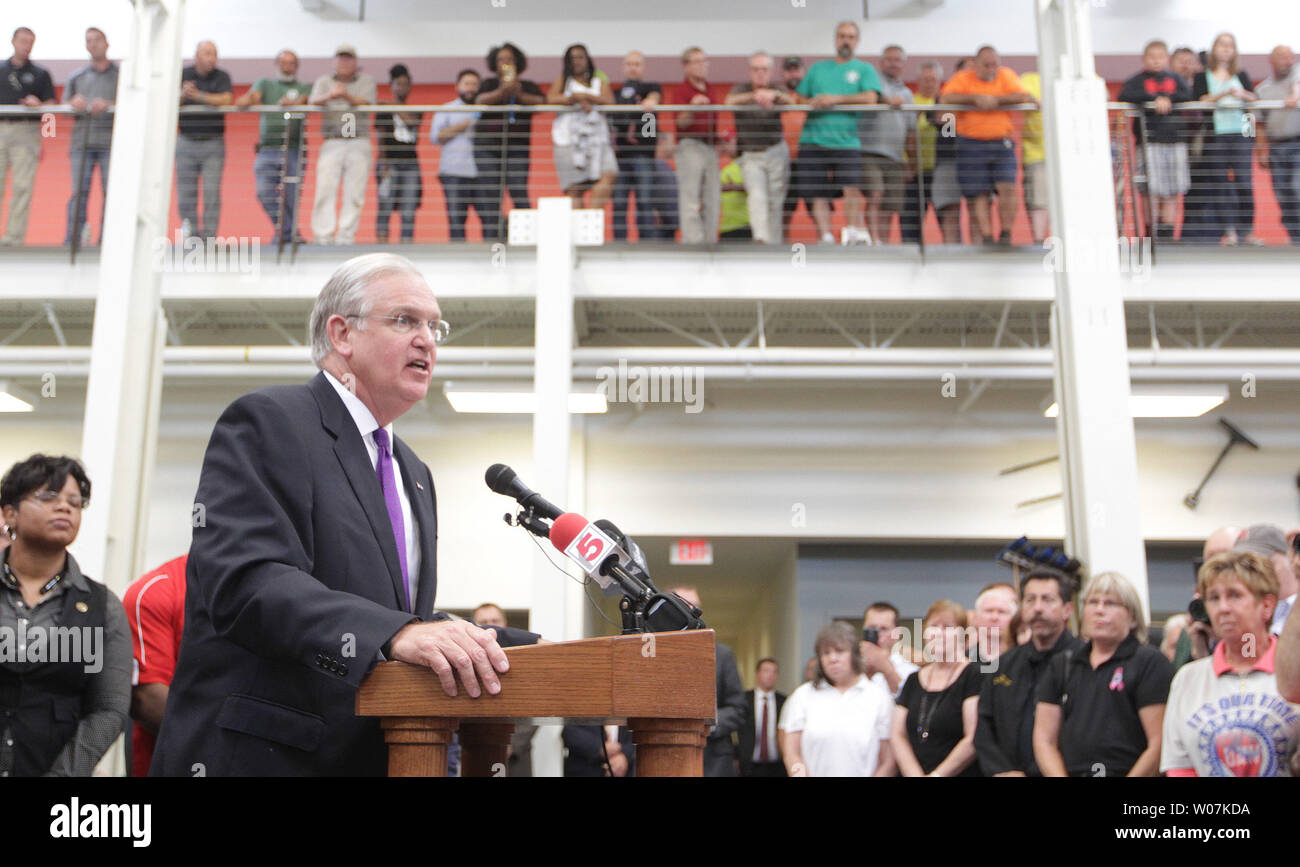 Missouri Governor Jay Nixon makes his remarks to union workers before vetoing House Bill 116, in St. Louis on June 4, 2015. Nixon says if the legislation passes it would lower wages, squeeze middle-class families, and subject businesses to criminal and unlimited civil liability.  Photo by Bill Greenblatt/UPI Stock Photo