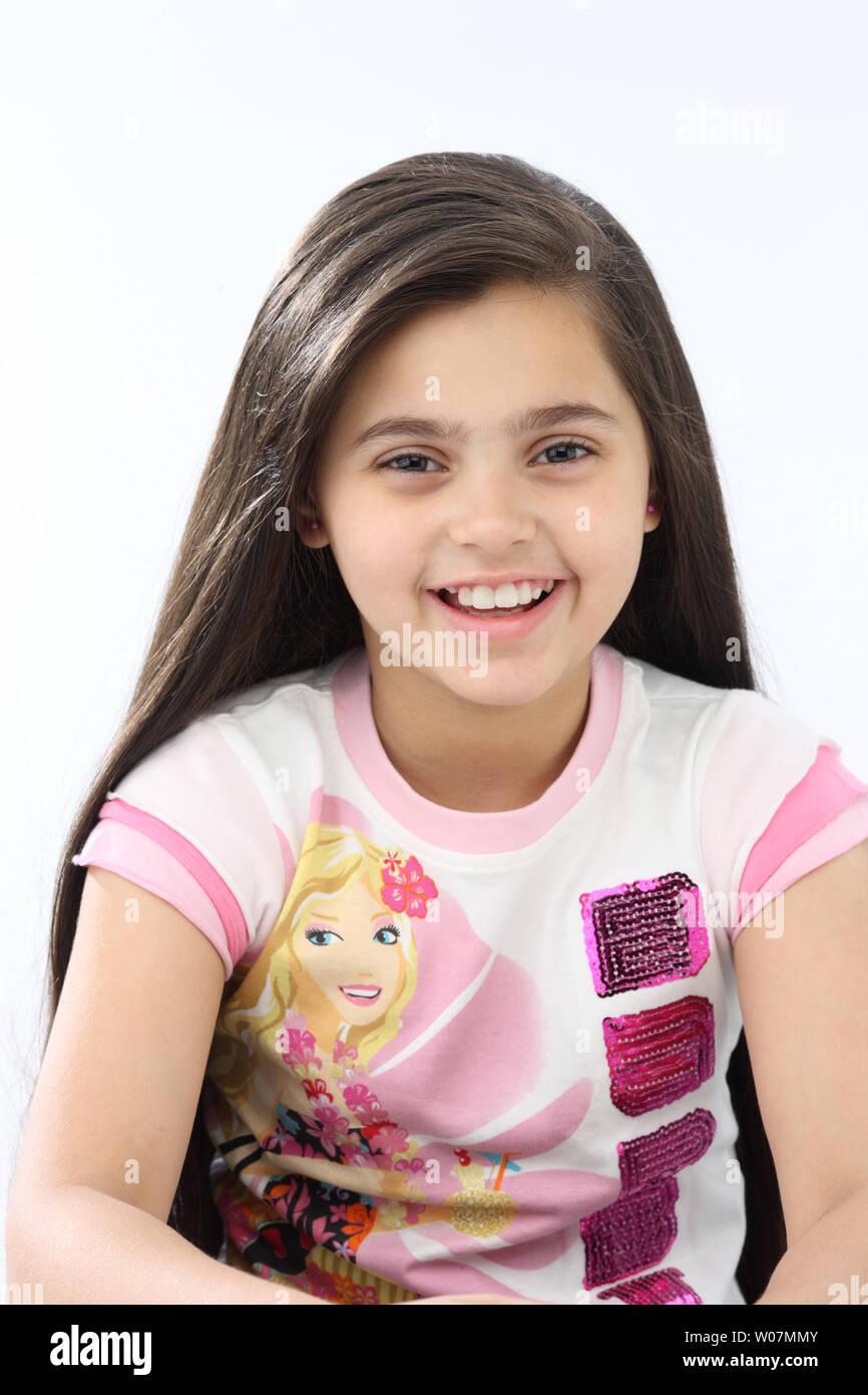 Portrait of a girl smiling Stock Photo - Alamy
