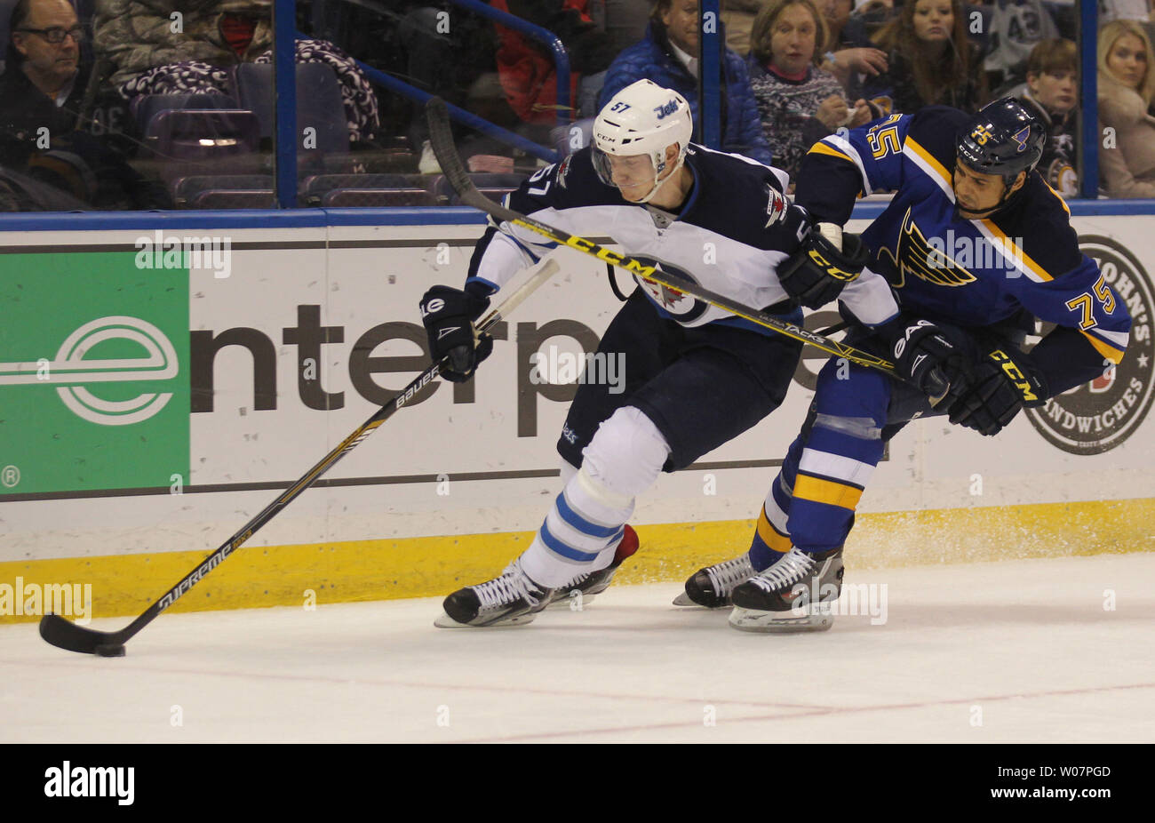 Ryan reaves hi-res stock photography and images - Alamy