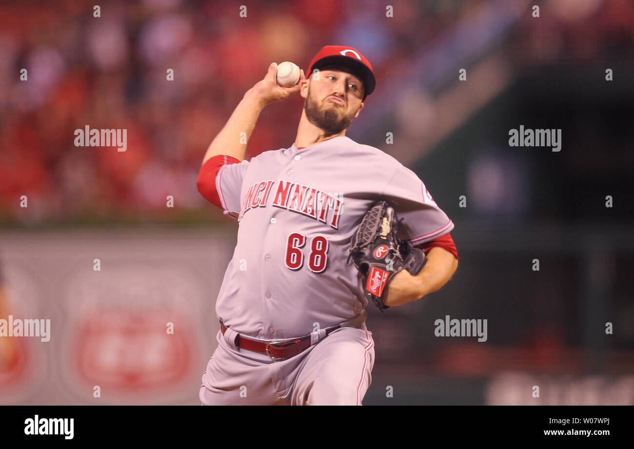 Cincinnati Reds starting pitcher Tim Adleman delivers a pitch to the St. Louis Cardinals in the second inning at Busch Stadium in St. Louis on September 26, 2016. Photo by Bill Greenblatt/UPI Stock Photo