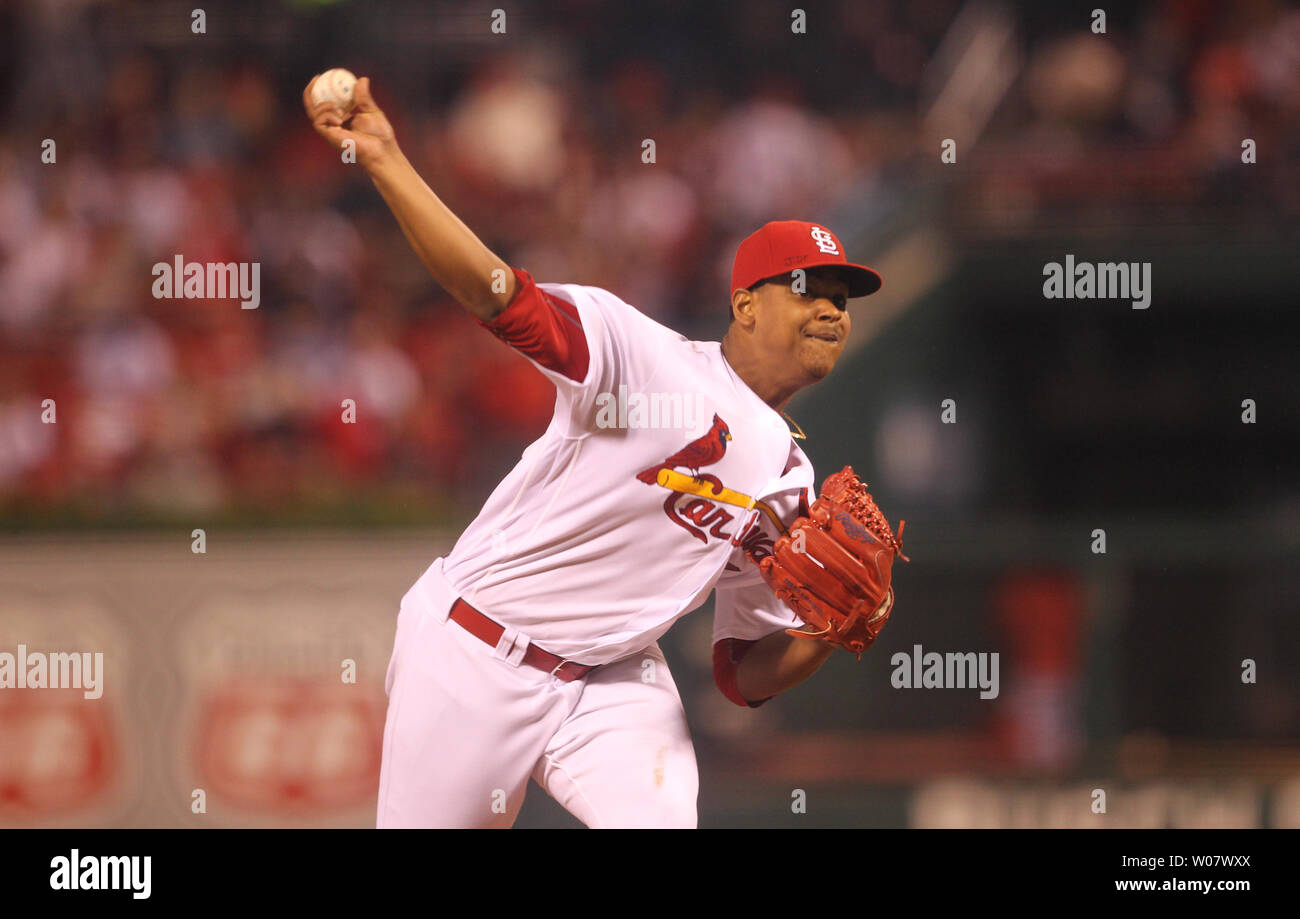 Al Reyes St. Louis Cardinals starting pitcher Alex Reyes delivers a pitch to the ...