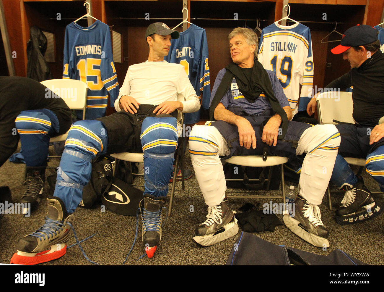 st louis blues alumni jersey