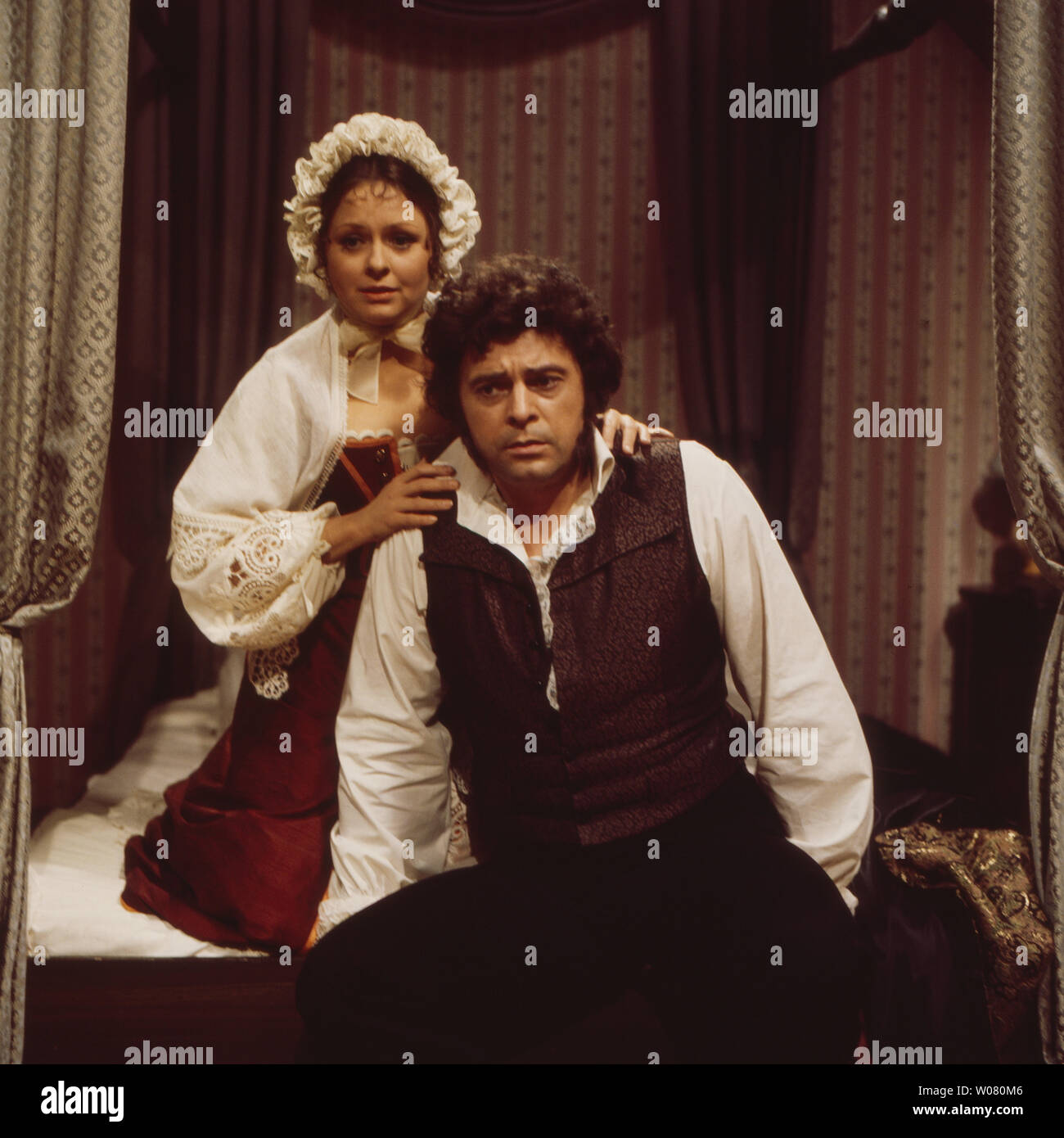 Die Zaubergeige, Operette von Jacques Offenbach, Deutschland 1976, Mitwirkende: Jutta Renate Ihlhoff, Bernd Weikl Stock Photo