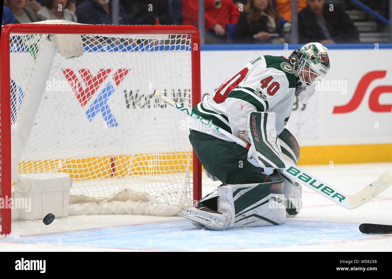 10-year-old St. Paul hockey player with rare condition impresses Devan  Dubnyk