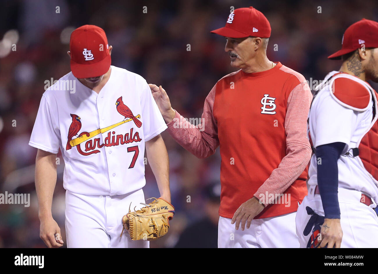 St. Louis Cardinals pitching coach Mike Maddux consols pitcher Luke