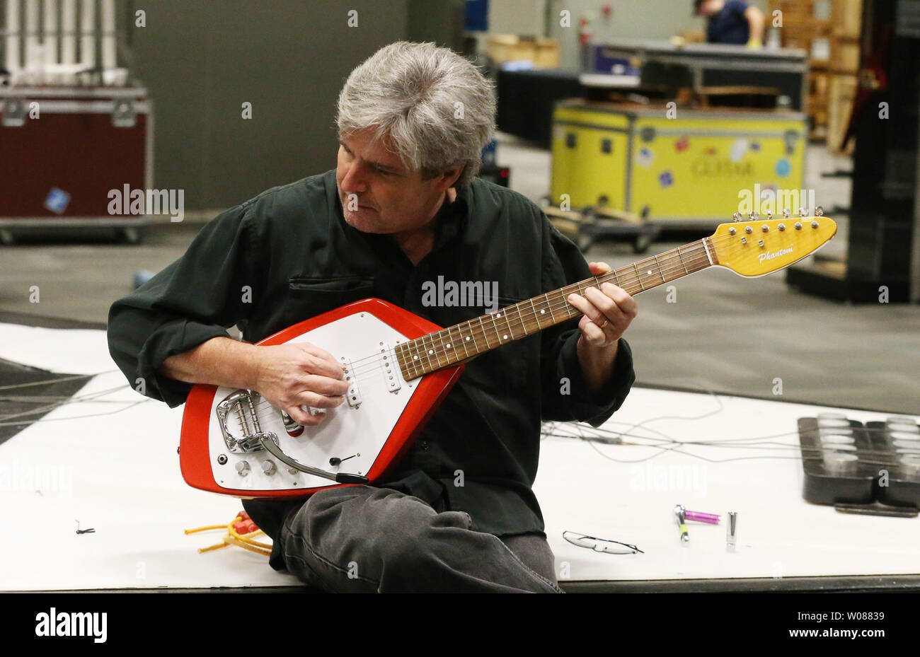 H.P. Newquist, Director of the National Guitar Museum, tries his hand
