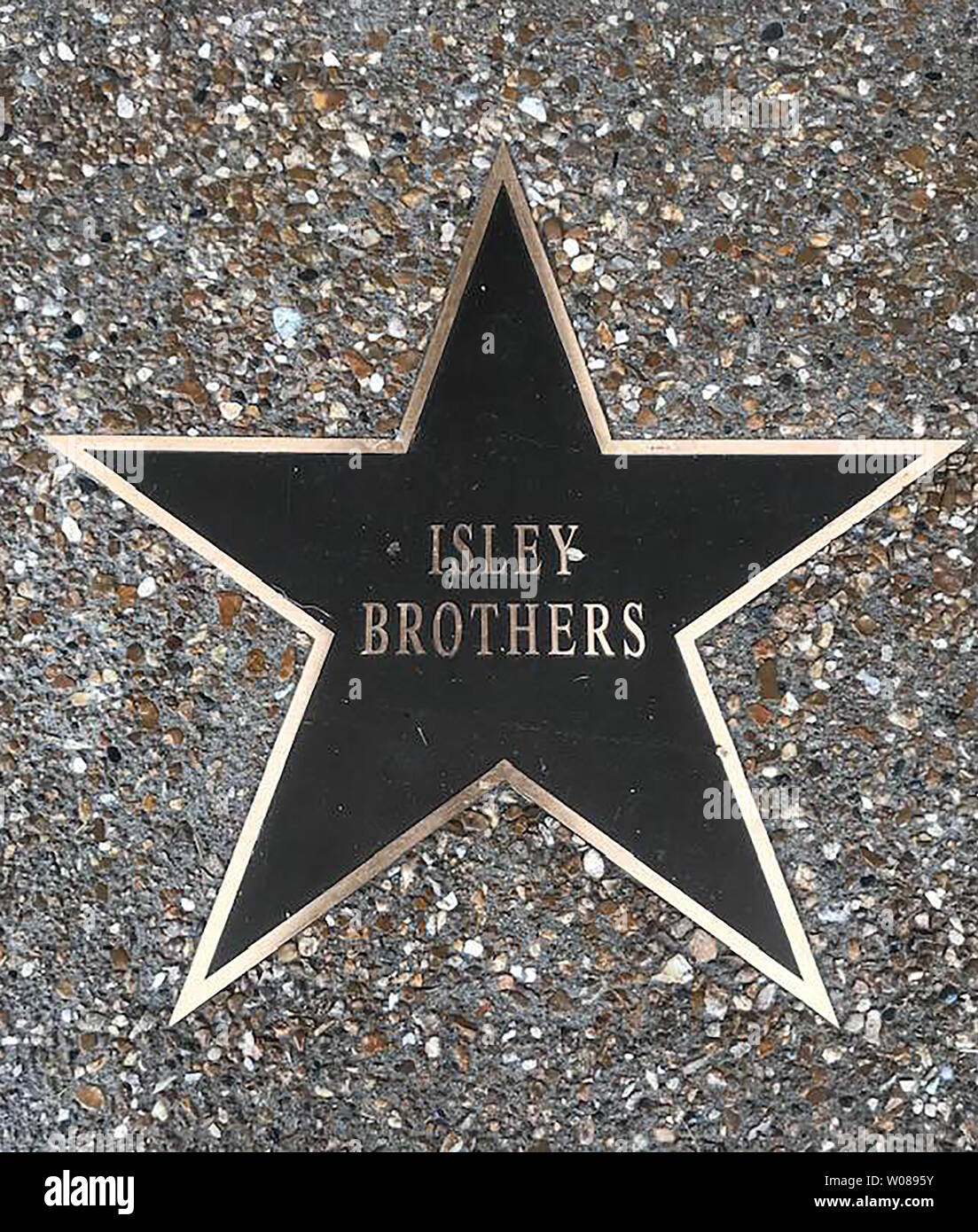 The Isley Brothers star on the St. Louis Walk of Fame during induction ...