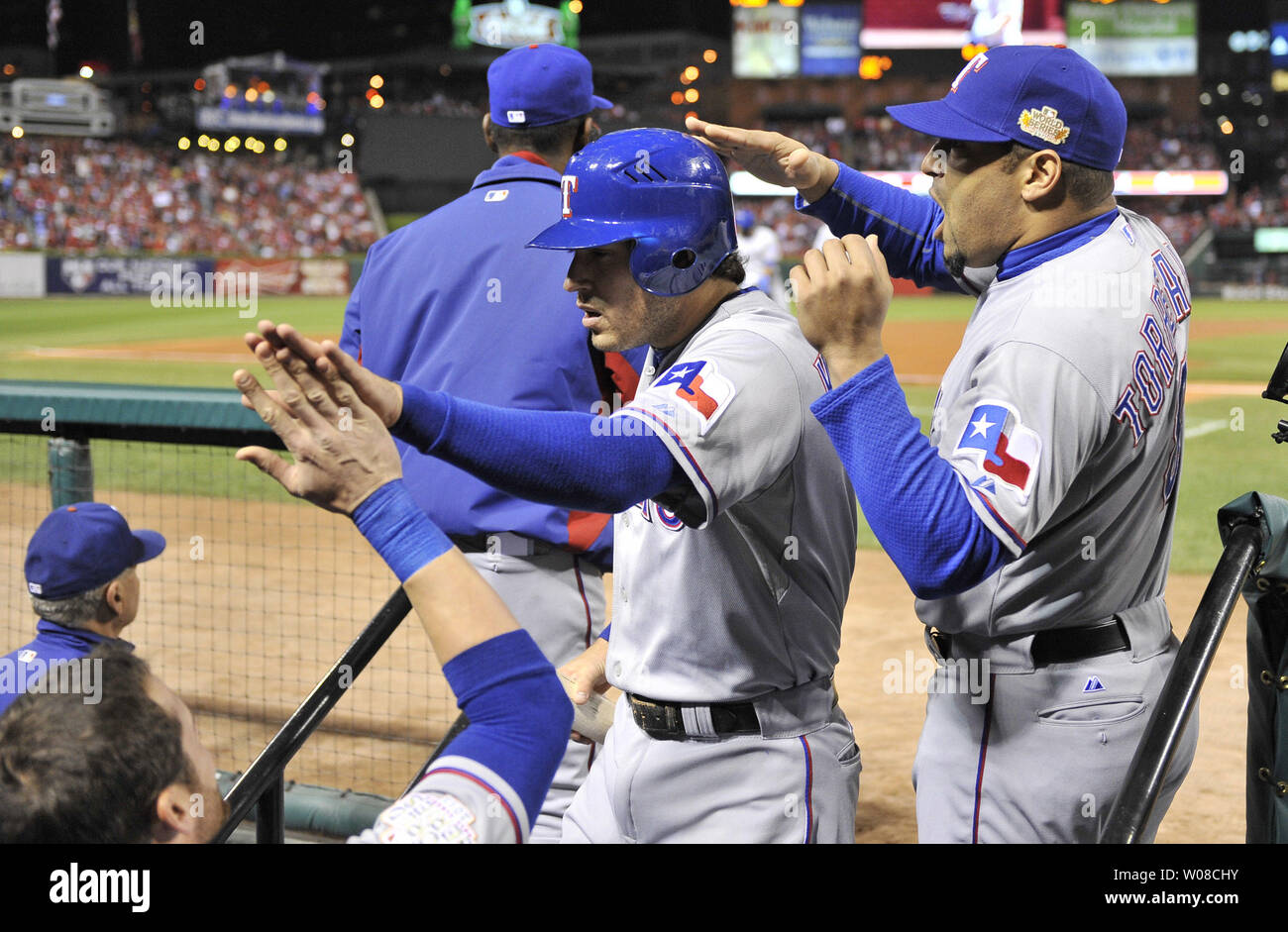 Photo: Rangers Ian Kinsler reacts to popping up in game 3 of the World  Series in Texas - ARL20111022209 