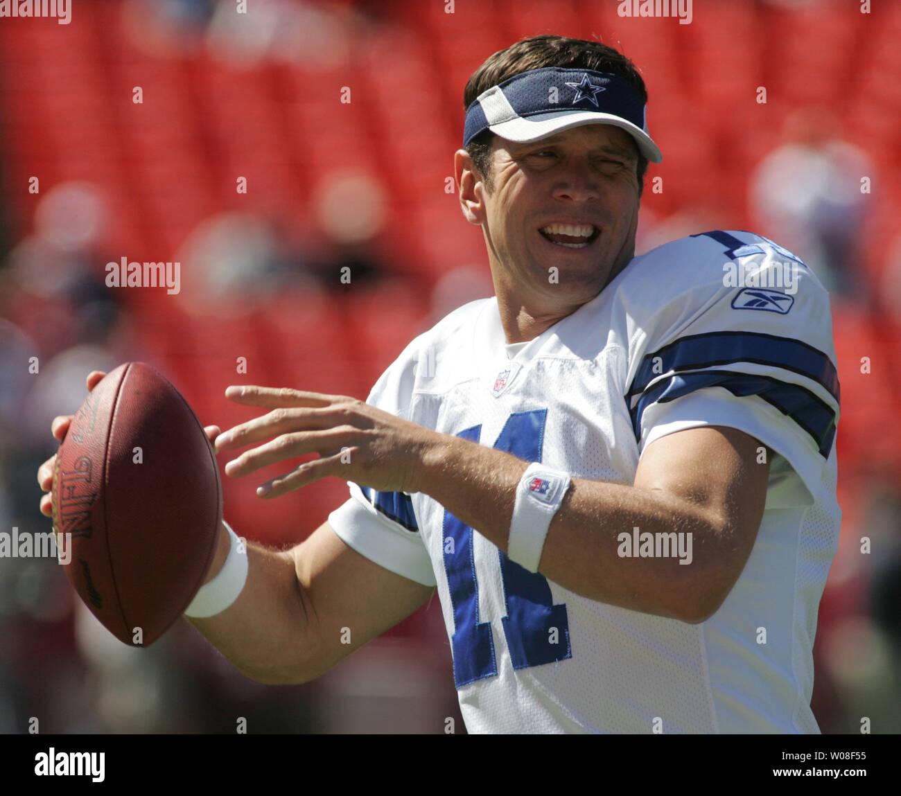 Cowboys quarterback Drew Bledsoe threw for 212 yards as the Oakland News  Photo - Getty Images