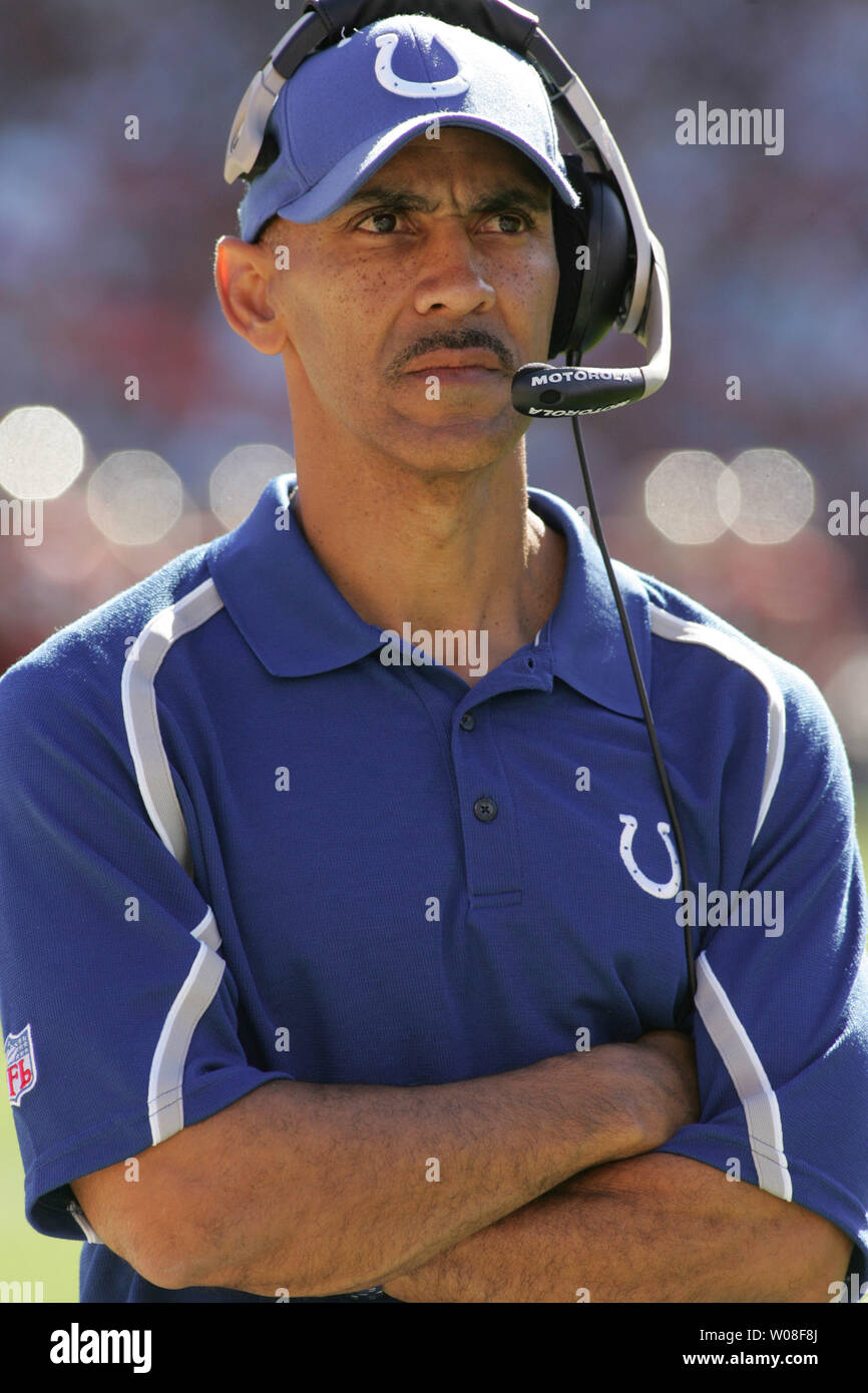 Indianapolis Colts Head Coach Tony Dungy works the sidelines as the Colts  play the San Francisco 49ers at Monster Park in San Francisco on October 9,  2005. (UPI Photo/Terry Schmitt Stock Photo 