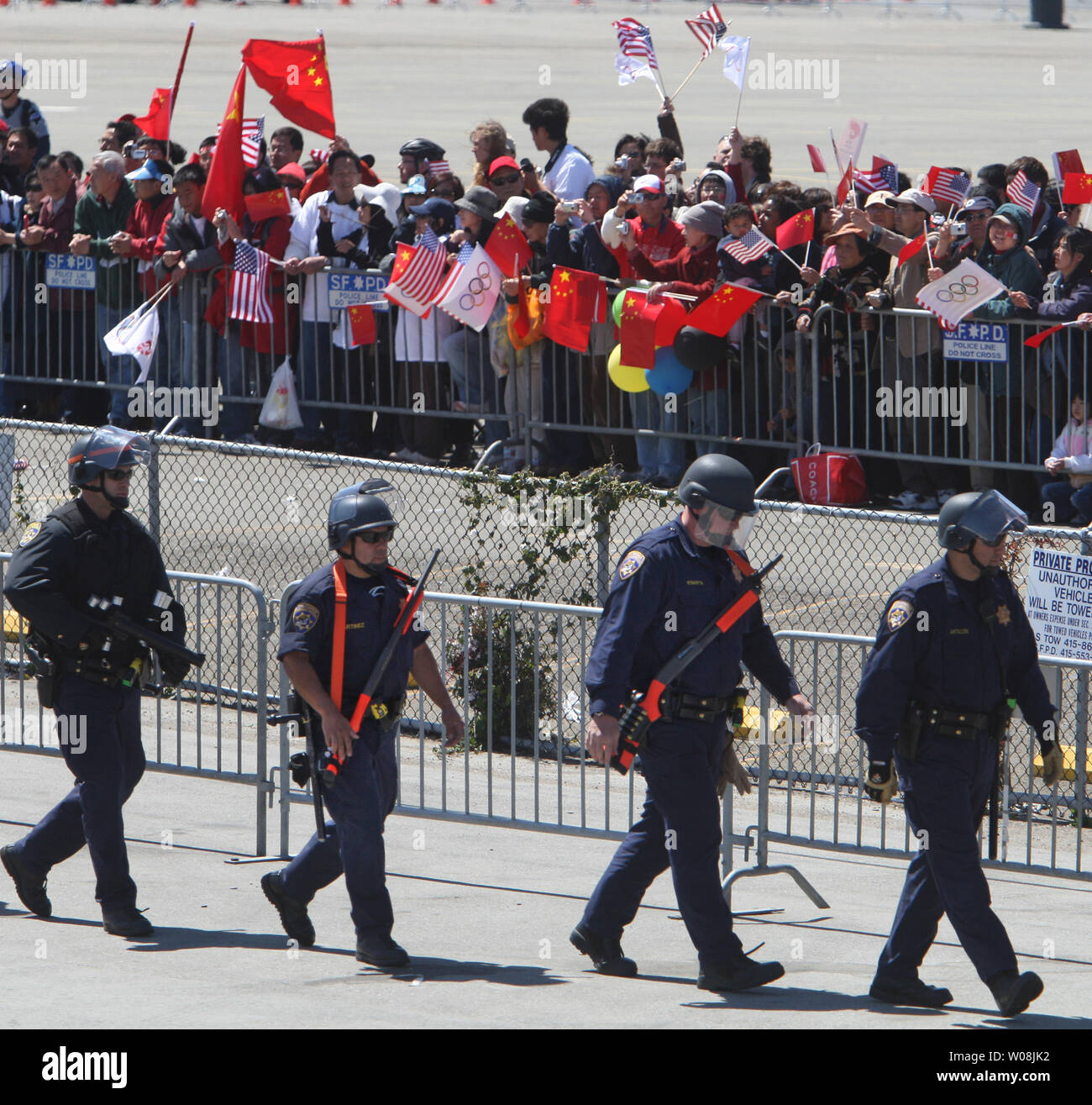 Riot guns hi-res stock photography and images - Alamy