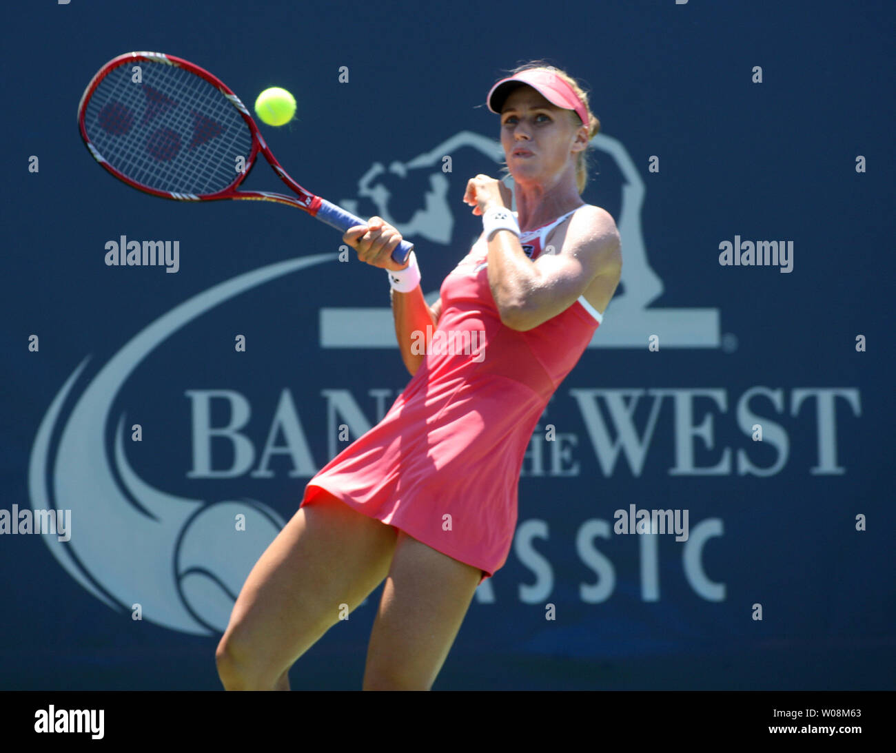 Elena Dementieva of Russia returns the ball to Venus Williams at the Bank of the West Classic at Stanford University in Palo Alto, California on August 1, 2009.  Williams defeated Dementieva 6-0, 6-1.  UPI/Terry Schmitt Stock Photo