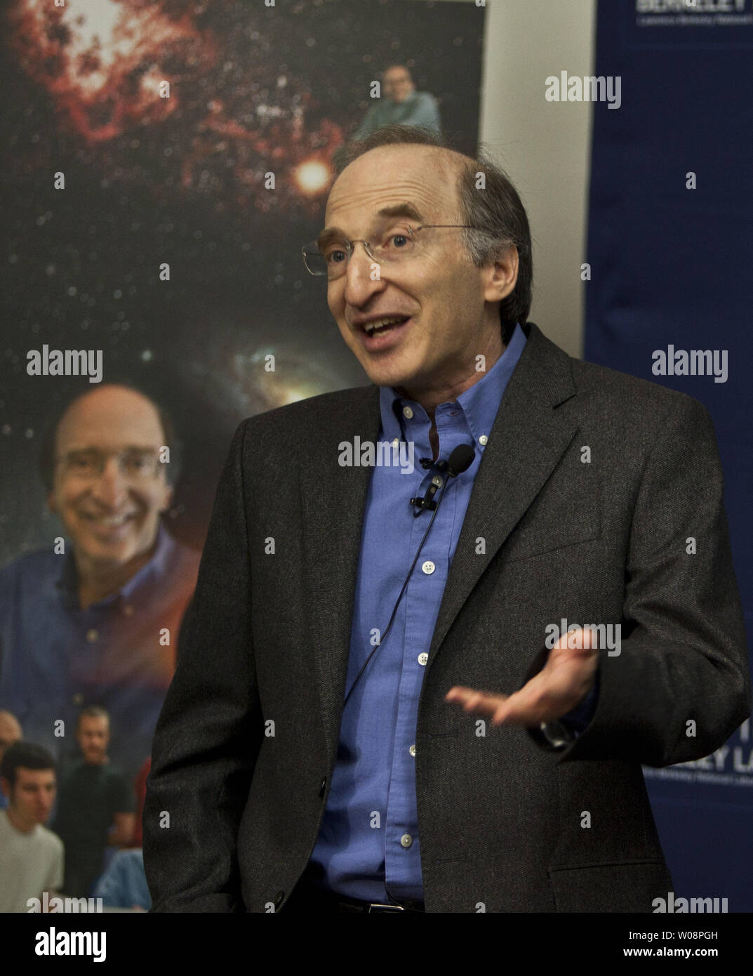 Saul Perlmutter, winner of the 2011 Nobel Prize in physics, speaks at a press conference at the University of California, in Berkeley, California on October 4, 2011. Perlmutter was one of three U.S.-born scientists who won the prize for a study of exploding stars that showed the expansion of the universe is accelerating.  UPI/Terry Schmitt Stock Photo