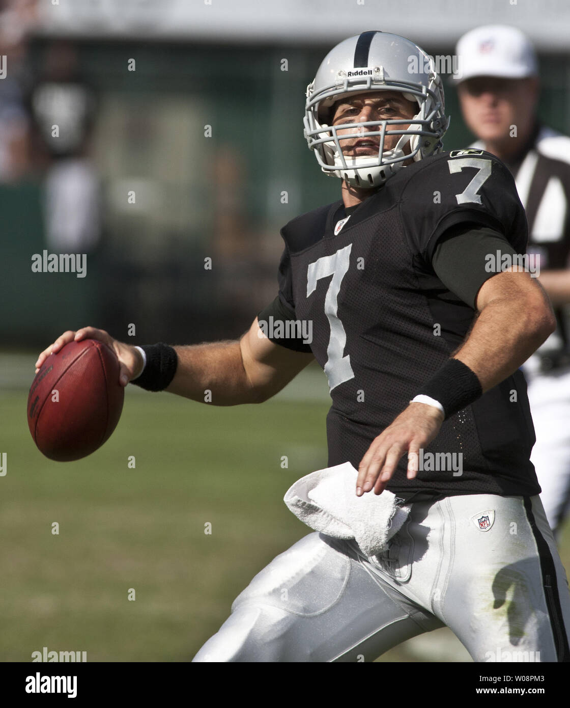 Oakland Raiders QB Kyle Boller, playing for the injured Jason Campbell passes against the Cleveland Browns at the Coliseum in Oakland, California on October 16, 2011. The Raiders defeated the Browns 24-17.     UPI/Terry Schmitt Stock Photo