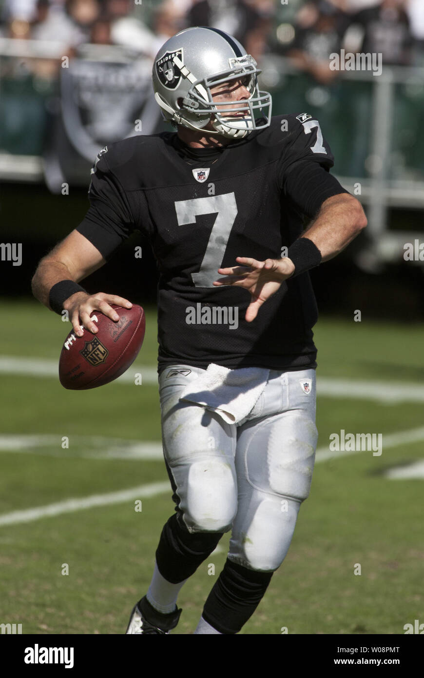 Oakland Raiders QB Kyle Boller (7) looks for a receiver in the first half against the Kansas City Chiefs at the O.co Coliseum in Oakland, California on October 23, 2011. Boller threw three interceptions in the 28-0 loss to the Chiefs.   UPI/Terry Schmitt Stock Photo