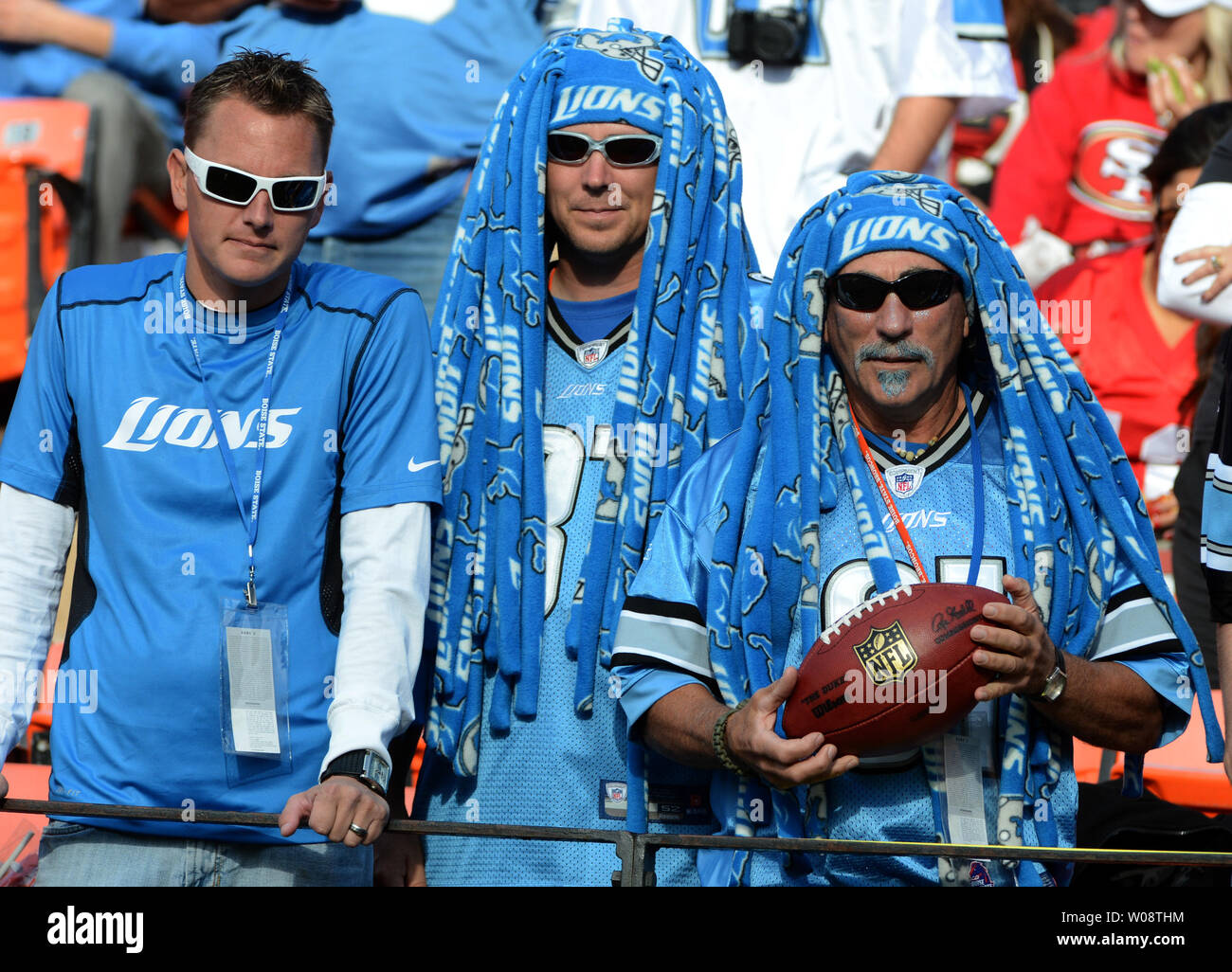 49ers at Candlestick Park, San Francisco, CA Editorial Stock Photo - Image  of spectators, arena: 35340933