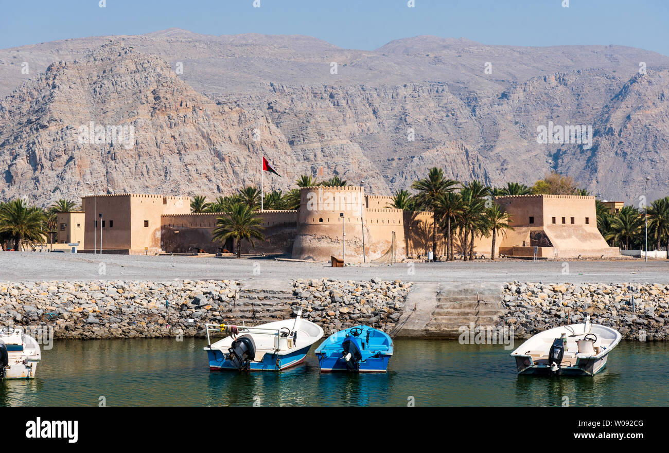 Khasab Fort in Musandam governorate of Oman surrounded by sandstone Stock Photo