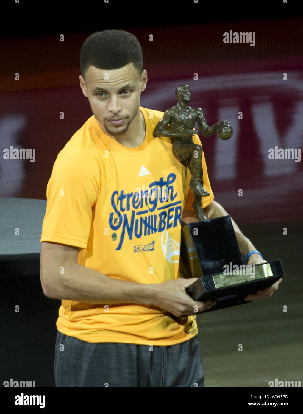 Nba mvp trophy hi-res stock photography and images - Alamy