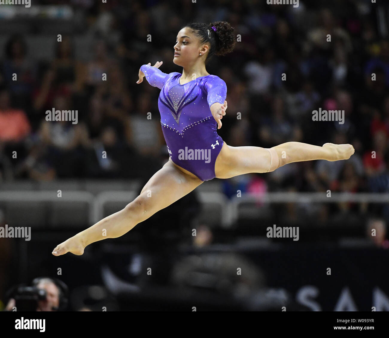 Lauren Hernandez Performs Her Floor Exercise At The U S
