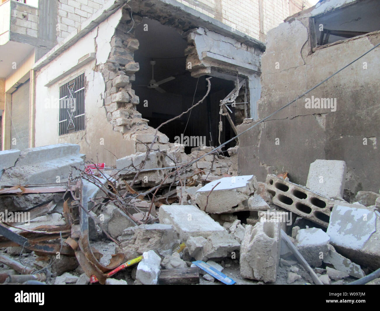 Damaged houses are seen in Bab Amro in the city of Homs, Syria on February 14, 2012. Syrian government forces renewed their assault on the rebellious city of Homs Tuesday in what activists described as the heaviest shelling in days, as the U.N. human rights chief raised fears of civil war. UPI Stock Photo