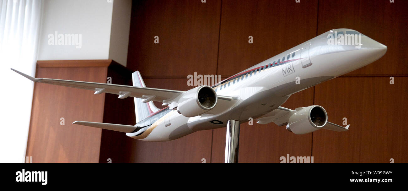 g*_様 Mitsubishi MRJ 1/72スケールモデル g*_様 Mitsubishi MRJ 1/72スケールモデル