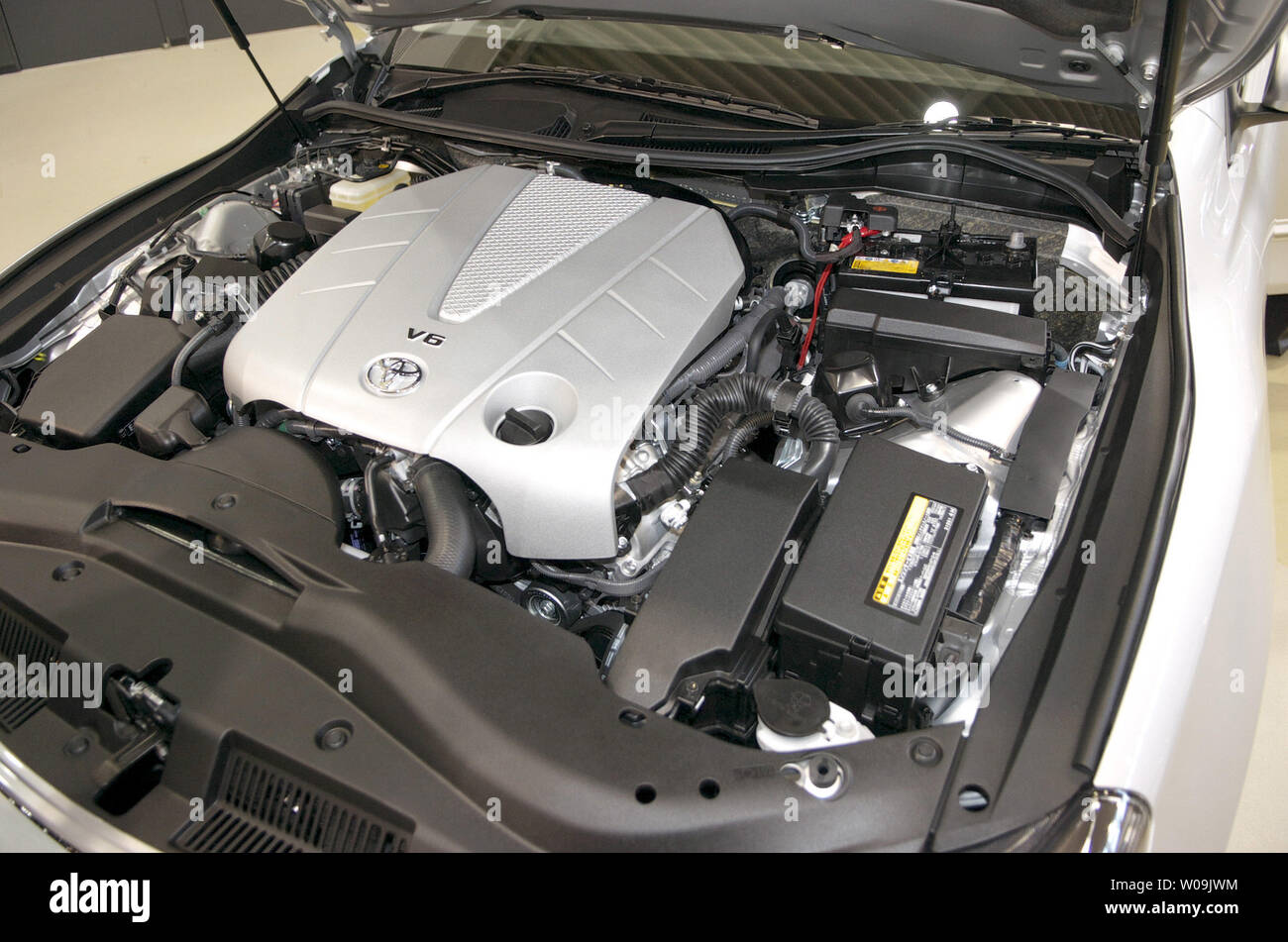 3 5 liter v6 engine hires stock photography and images Alamy