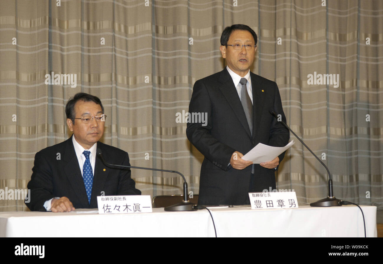 Akio Toyoda (R), President of Toyota Motor Corp. and Vice President Shinichi Sasaki attend a press conference in Tokyo, Japan, on February 17, 2010.     UPI/Keizo Mori Stock Photo