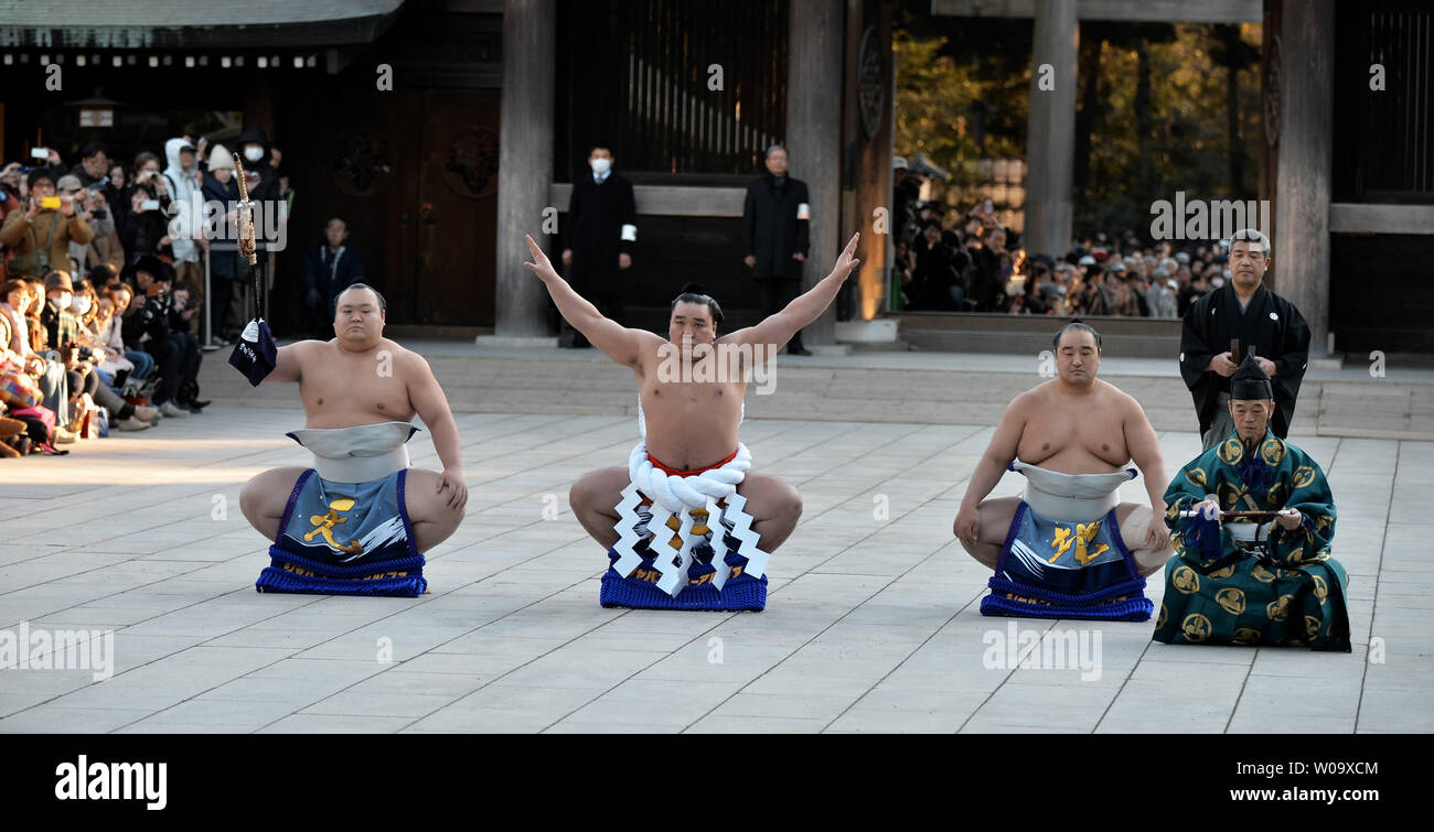 Mongolian grand sumo champion Yokozuna Harumafuji performs Shiranui ...