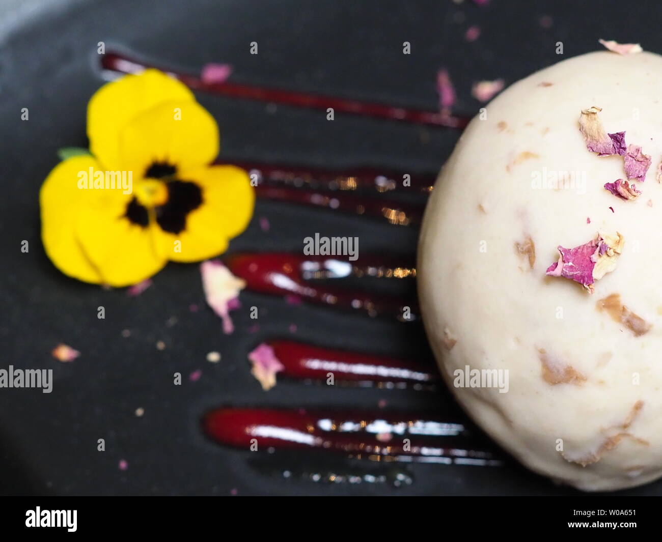 Luxury ice cream side view hires stock photography and images Alamy