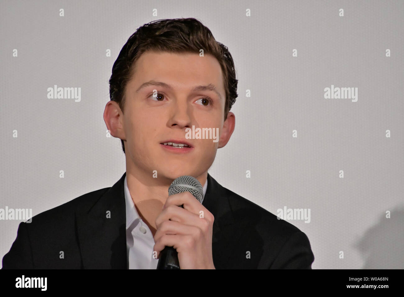 Actor Tom Holland Attends The Japan Premiere For The Film Avengers Infinity War In Tokyo Japan On April 16 18 Photo By Keizo Mori Upi Stock Photo Alamy Actor Tom Holland Attends The Japan Premiere For The Film Avengers Infinity War In Tokyo Japan On April 16 18 Photo By Keizo Mori Upi Stock Photo Alamy