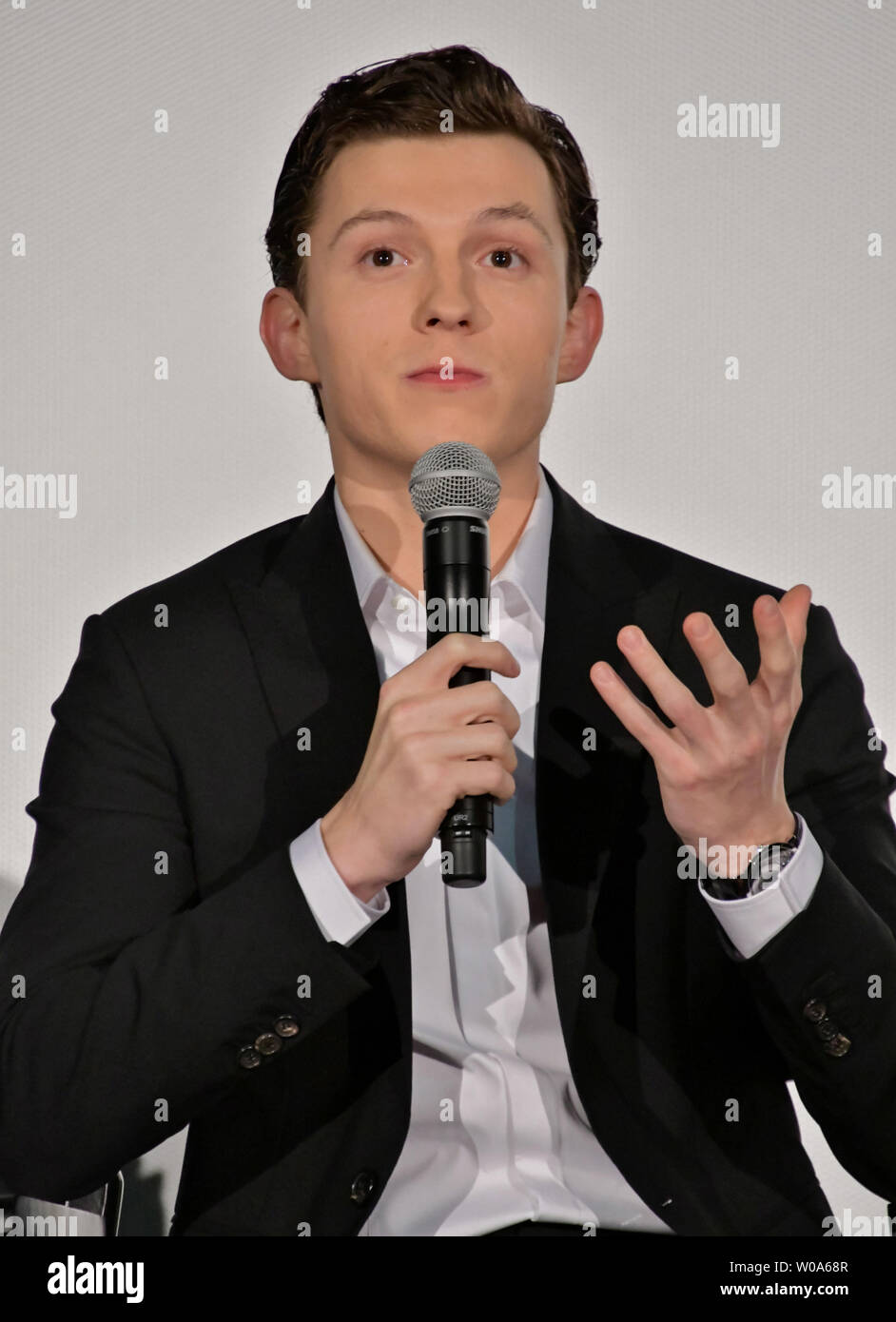 Actor Tom Holland Attends The Japan Premiere For The Film Avengers Infinity War In Tokyo Japan On April 16 18 Photo By Keizo Mori Upi Stock Photo Alamy Actor Tom Holland Attends The Japan Premiere For The Film Avengers Infinity War In Tokyo Japan On April 16 18 Photo By Keizo Mori Upi Stock Photo Alamy