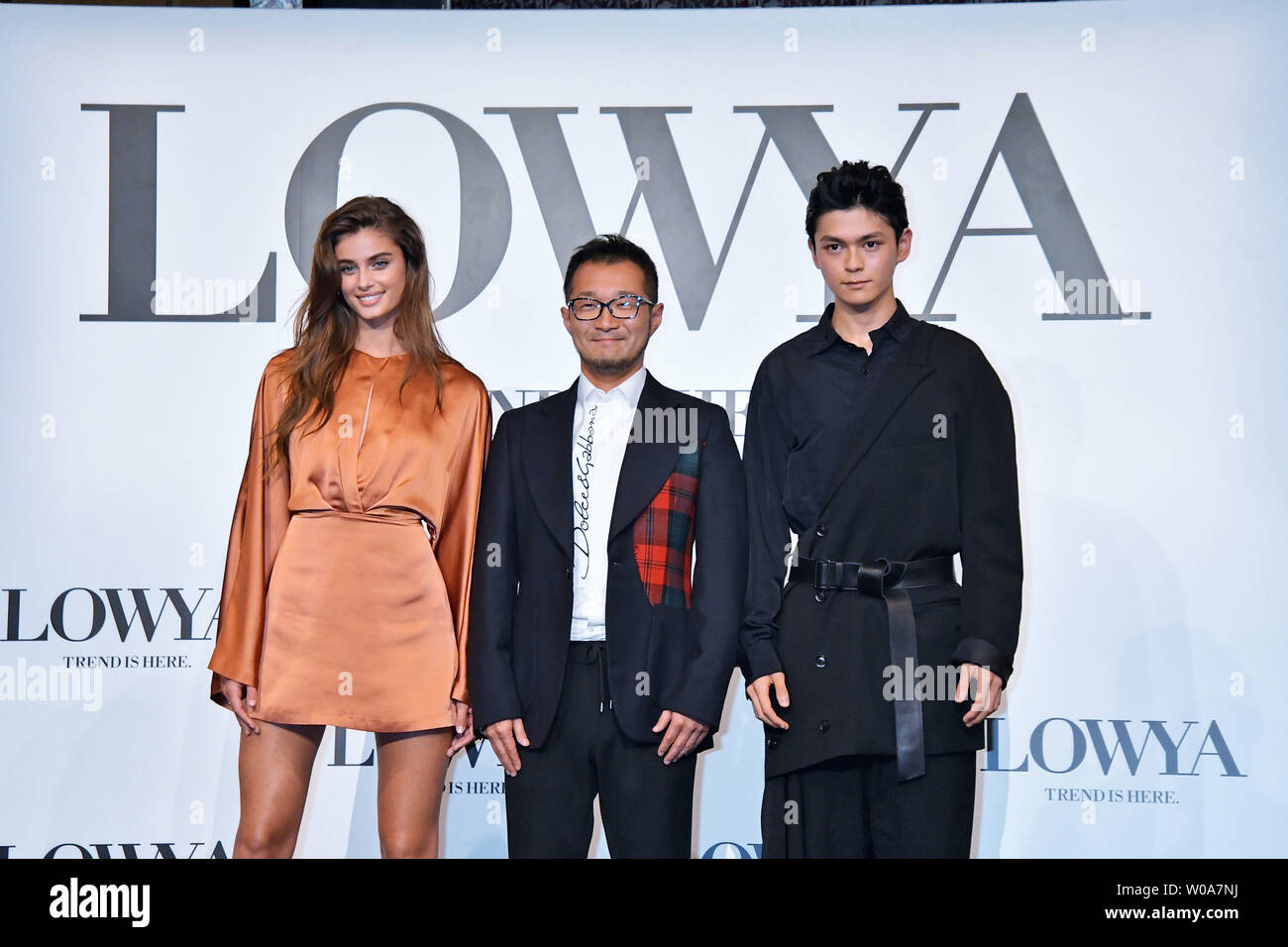 (L-R)Model Taylor Hill, CEO of Vega Corporation Tomokazu Ukishiro and