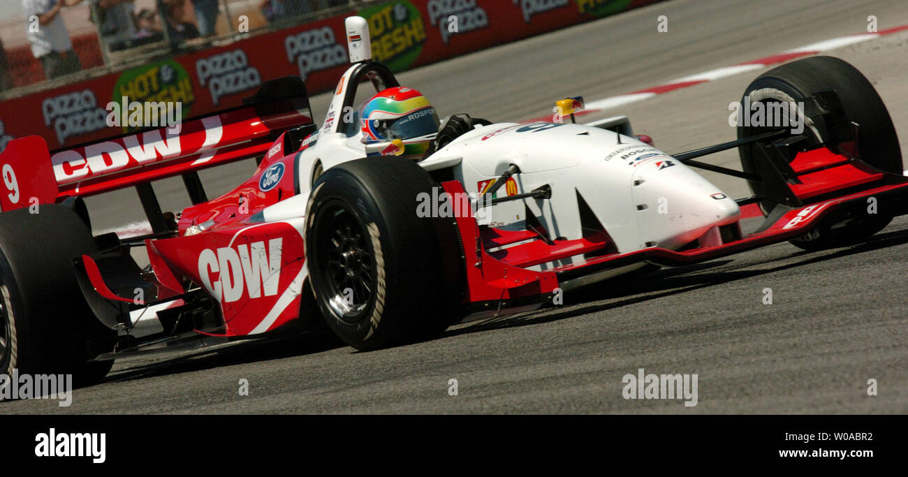 British Driver Justin Wilson Rounds Turn 10 During The Champ Car Race At The Toronto Molson Indy July 10 05 At Exhibition Place In Toronto Canada Wilson Who Passed Oriol Servia With British Driver Justin Wilson Rounds Turn 10 During The Champ Car Race At The Toronto Molson Indy July 10 05 At Exhibition Place In Toronto Canada Wilson Who Passed Oriol Servia With