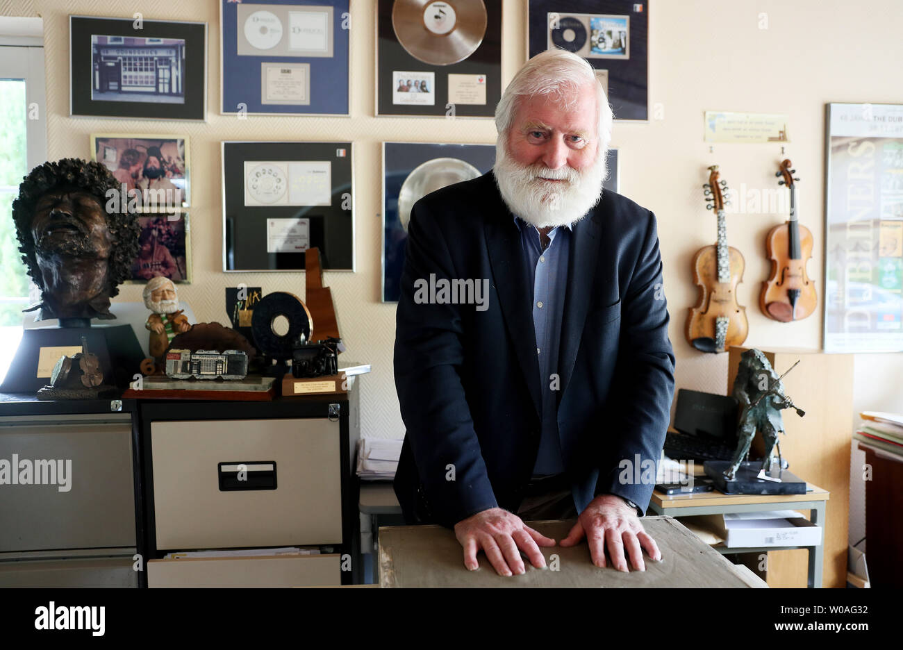 The Dubliners' John Sheahan at the moulding ceremony of his hands which will be unveiled in bronze on the Cong Hands of Fame Award wall in Mayo this September. Stock Photo