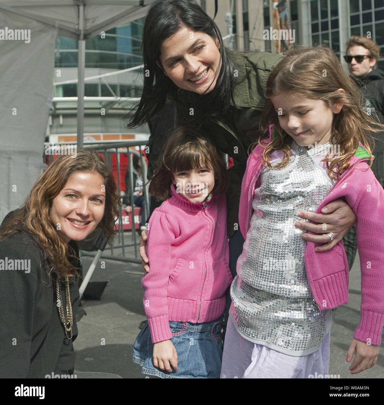 Page 4 Daughters Of Eve High Resolution Stock Photography And Images Alamy