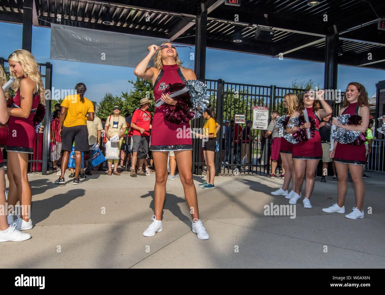 Southern Illinois University Cheerleader Madeleine Craven tests her