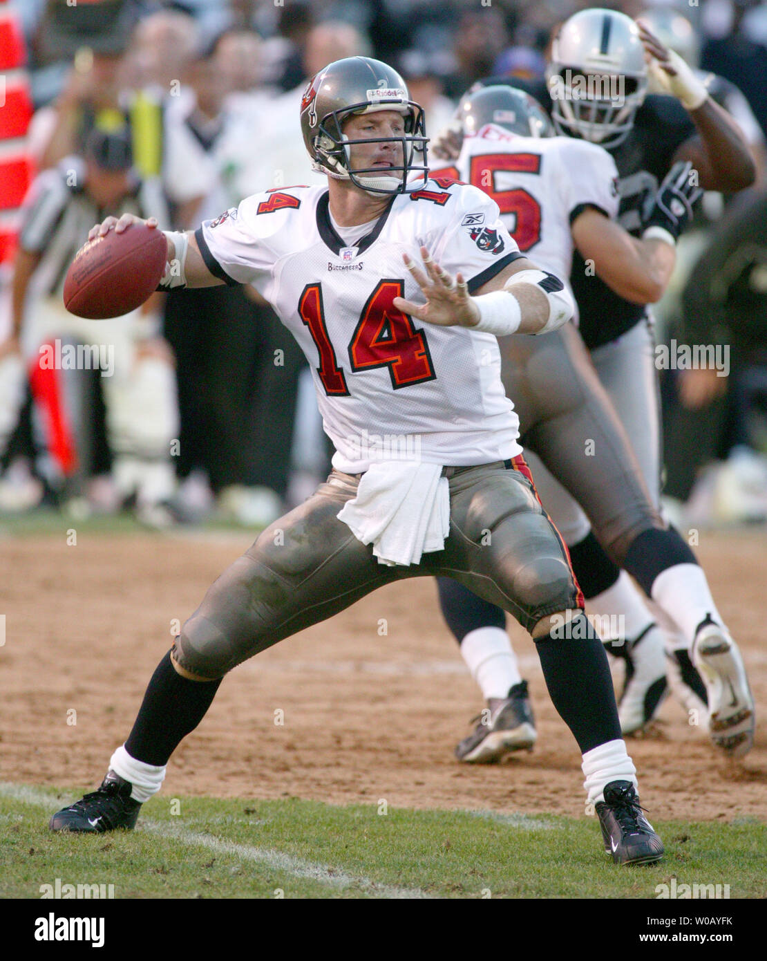 Brad johnson hires stock photography and images Alamy